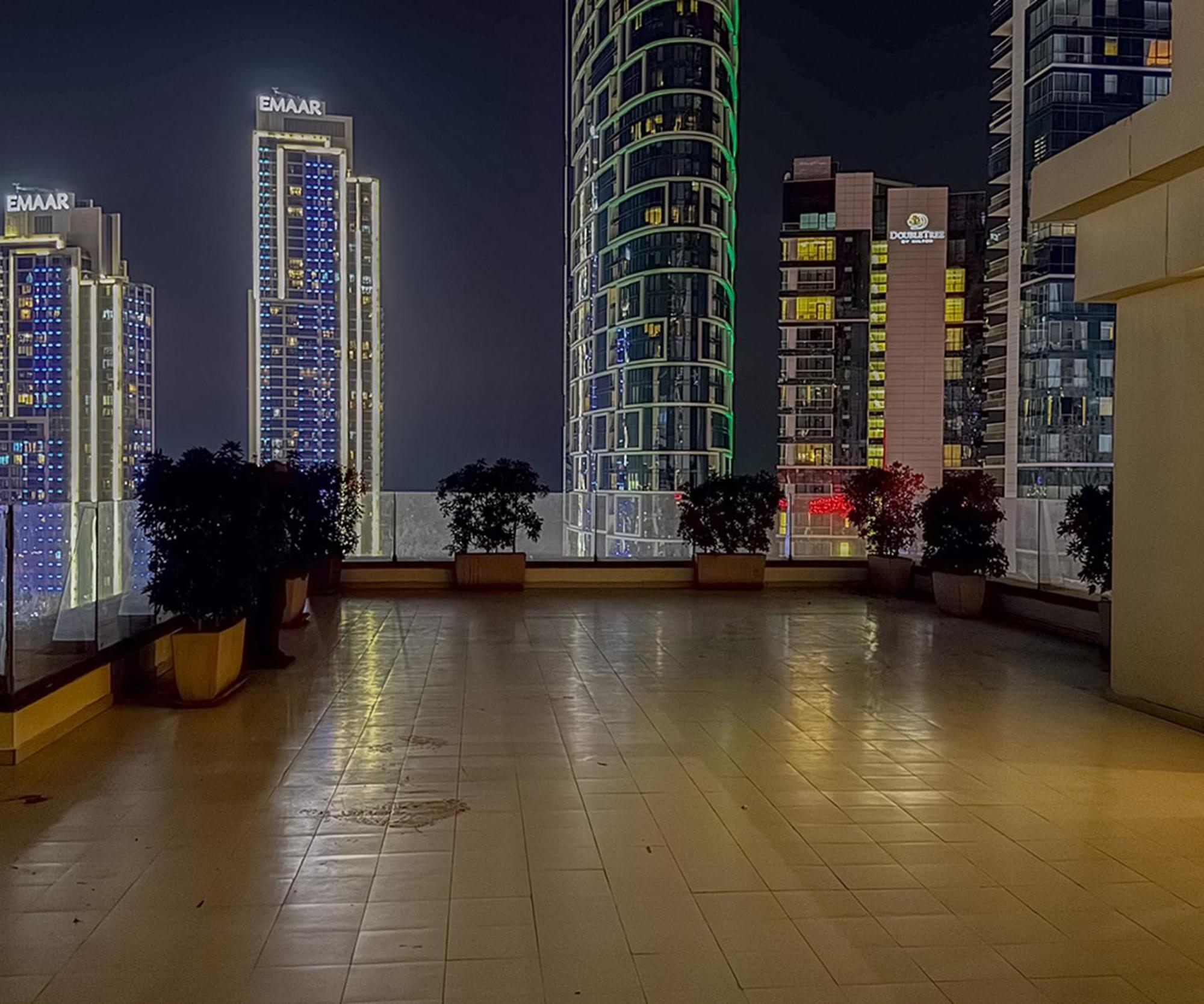 Ramada Hotel, Suites And Apartments By Wyndham Dubai Jbr Exterior foto