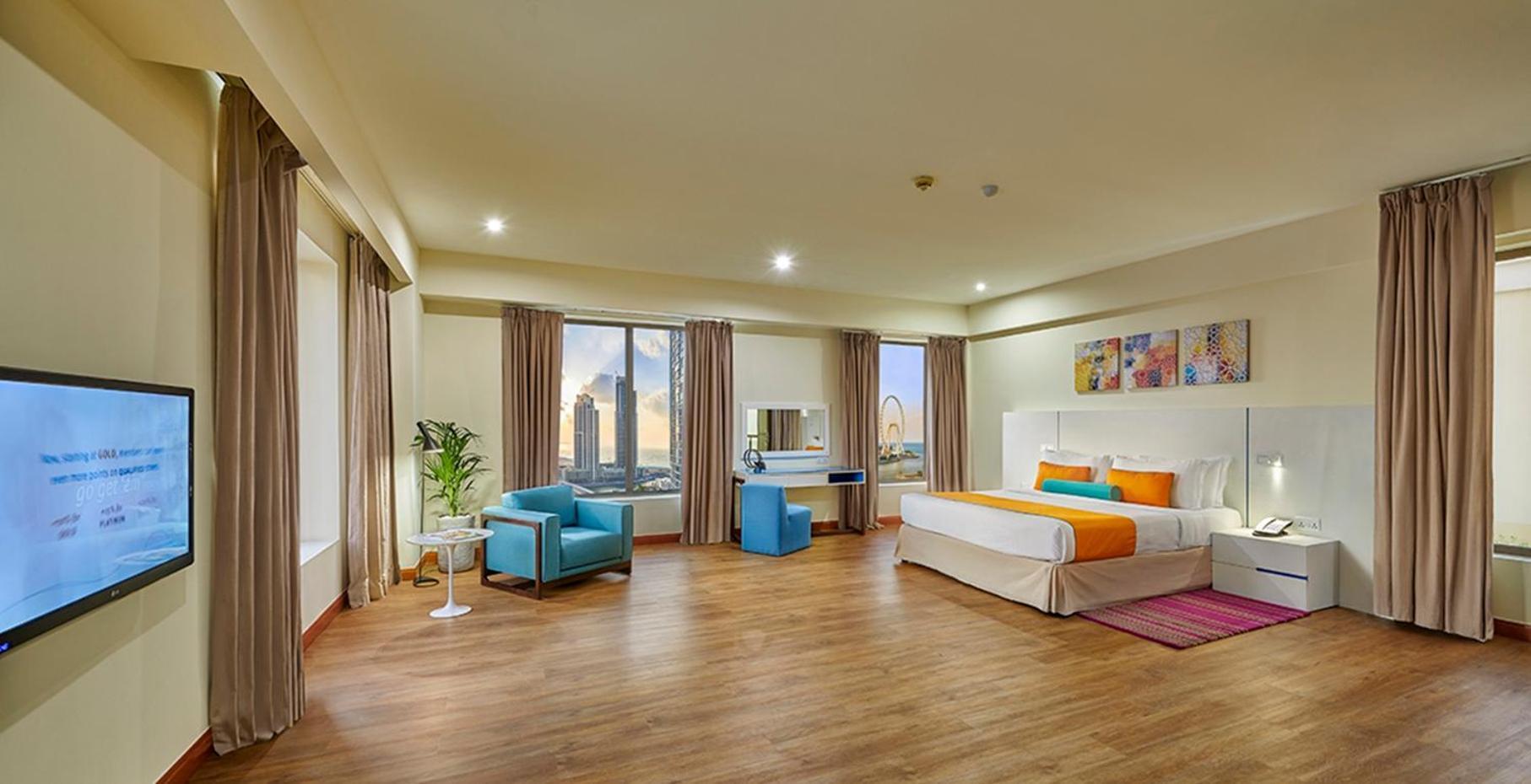 Ramada Hotel, Suites And Apartments By Wyndham Dubai Jbr Exterior foto